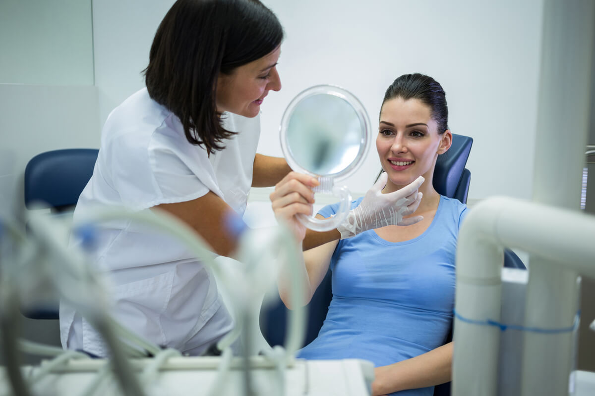 5 popular cosmetic dentistry procedures to transform your smile